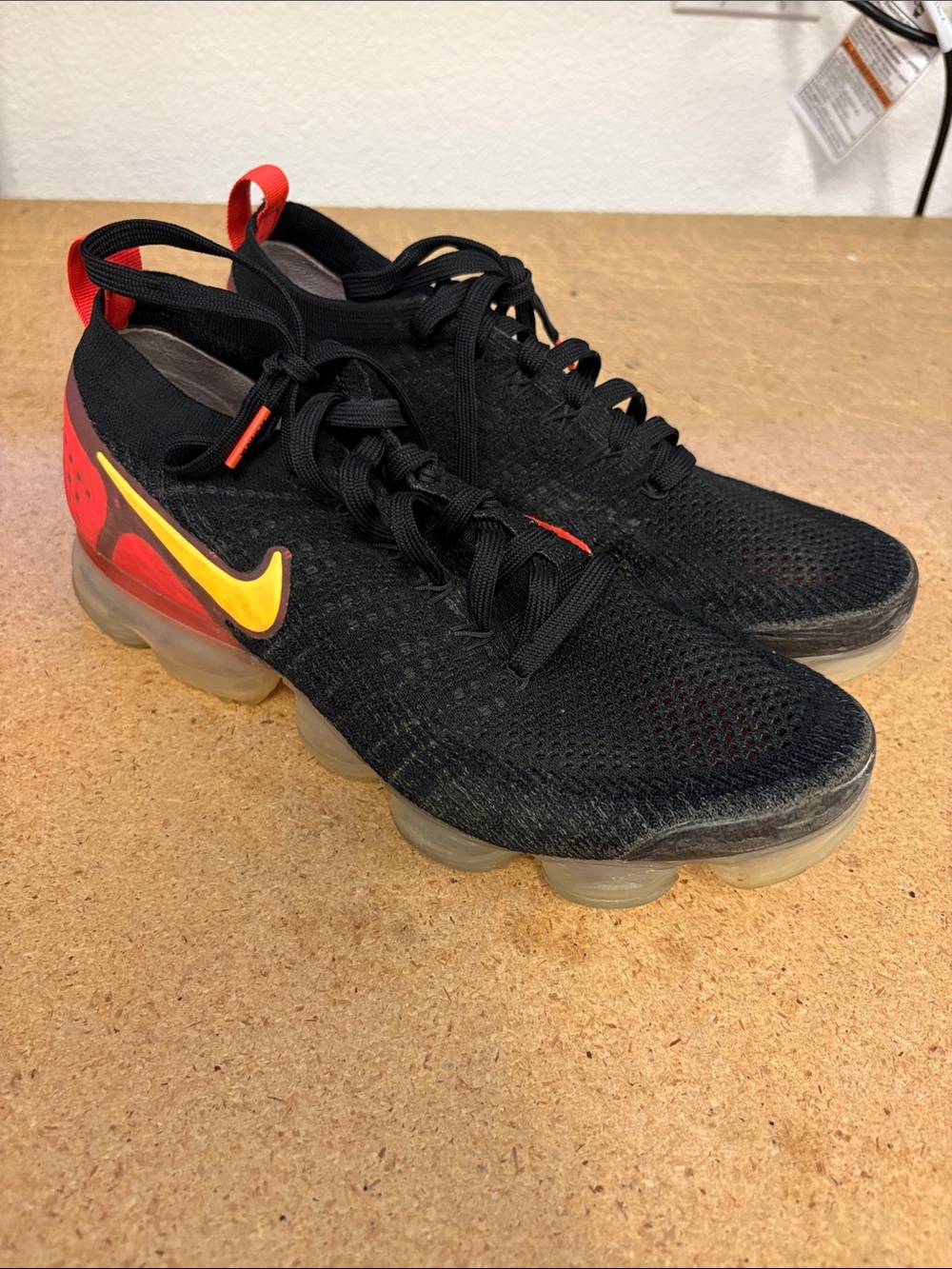 Nike Air VaporMax 2 Flyknit Laser Orange Shoes size 9